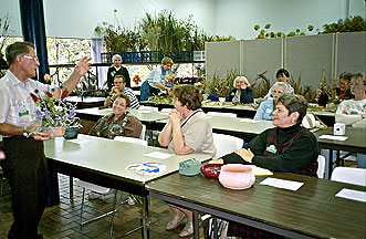 PHOTO: floral design class
