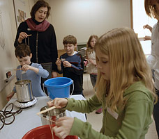 PHOTO: candlemaking class