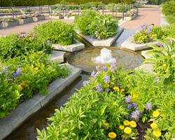 PHOTO: heritage garden center
