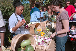 PHOTO: GYF selling veggies
