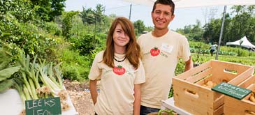 PHOTO: Students work at the North Chicago Farm