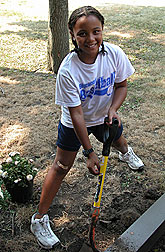 PHOTO: gardening girl