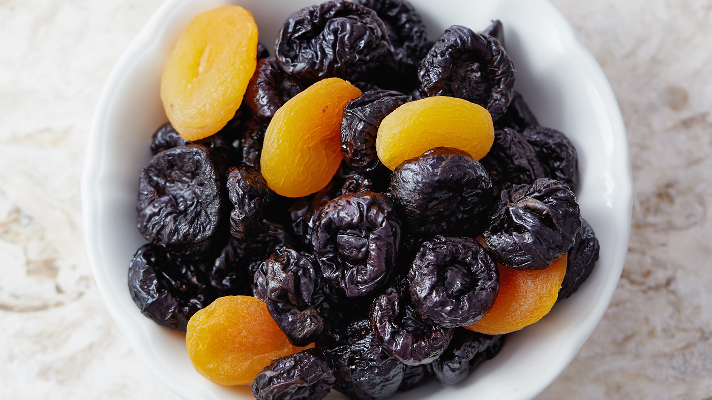 dried apricot and prunes