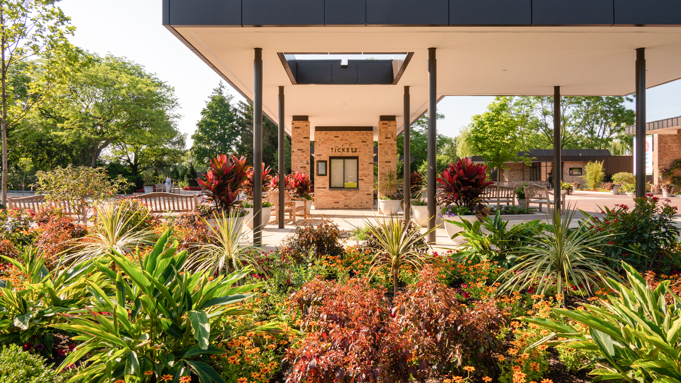 welcome-plaza