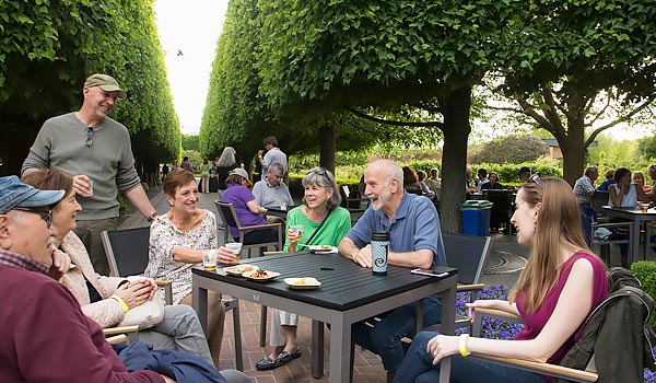 Rose Terrace Beer Garden Chicago Botanic Garden