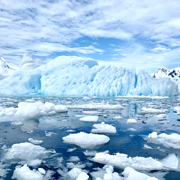 A Journey to Antarctica for Women in STEMM