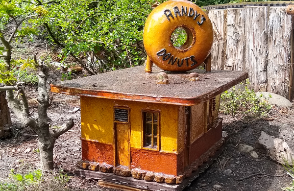 Randy's Donuts