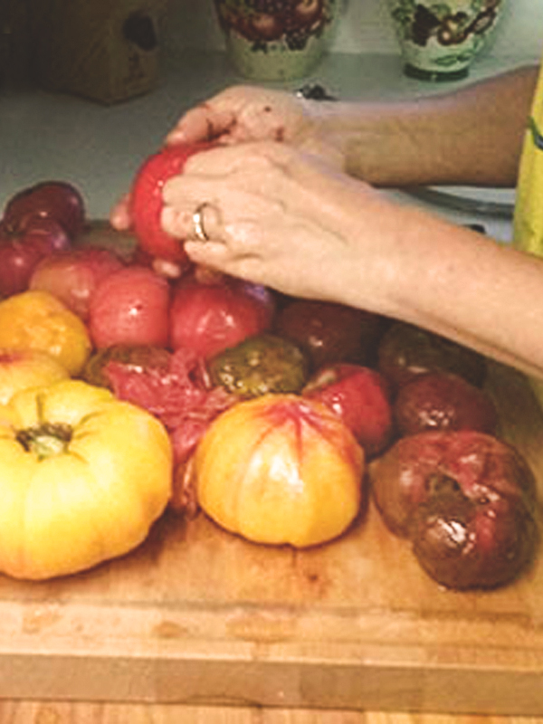 peeling tomatoes