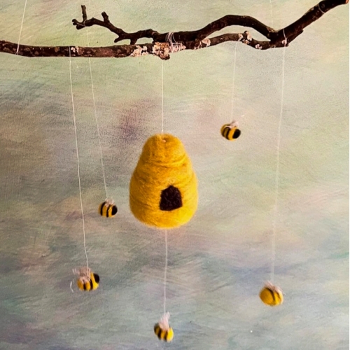 Learning Botanical Arts Felt Bees