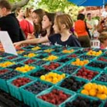 PHOTO: Farmers' Market