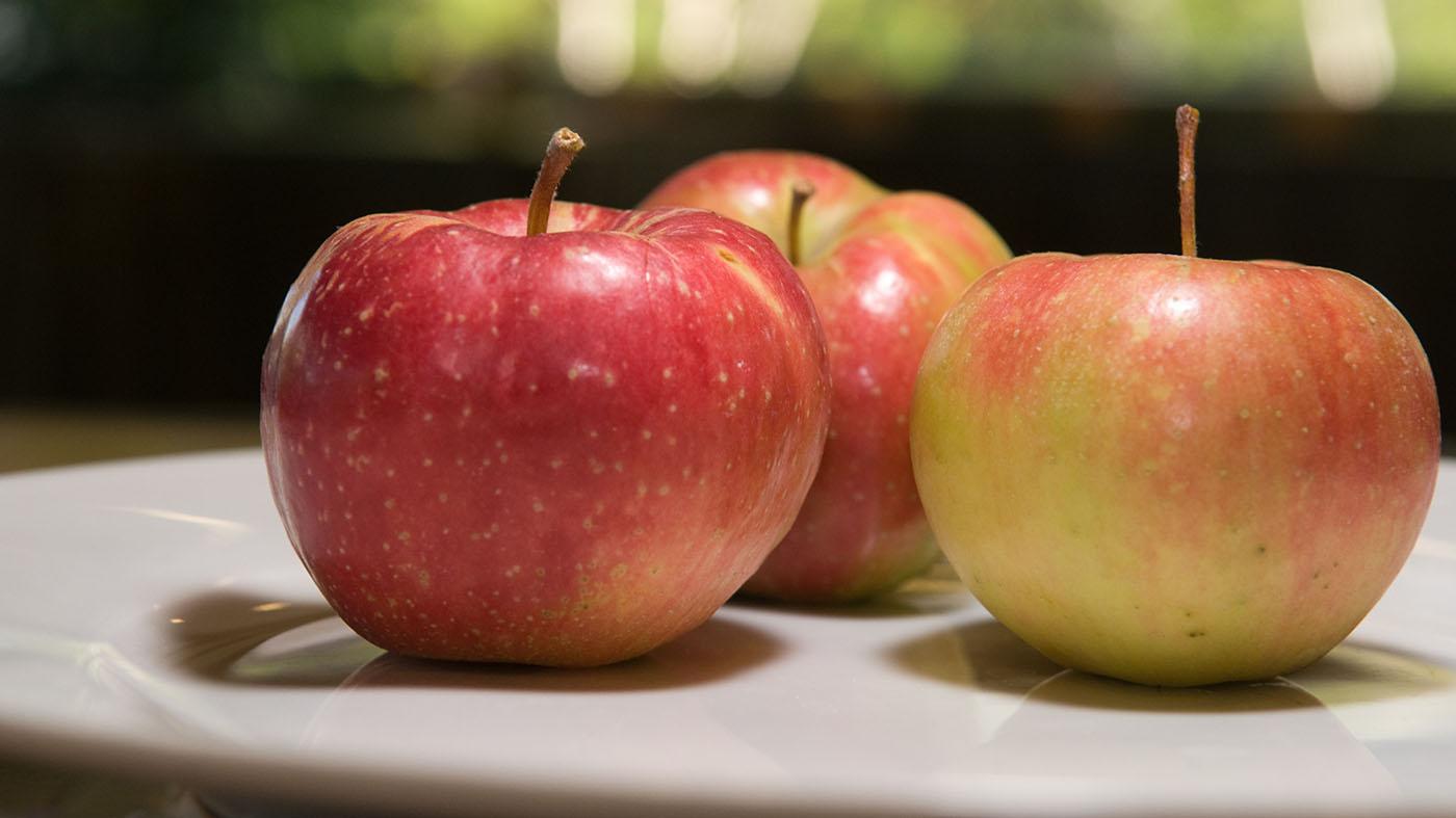 Baking apples