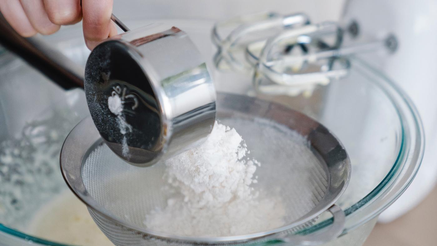 Cooking: baking tools