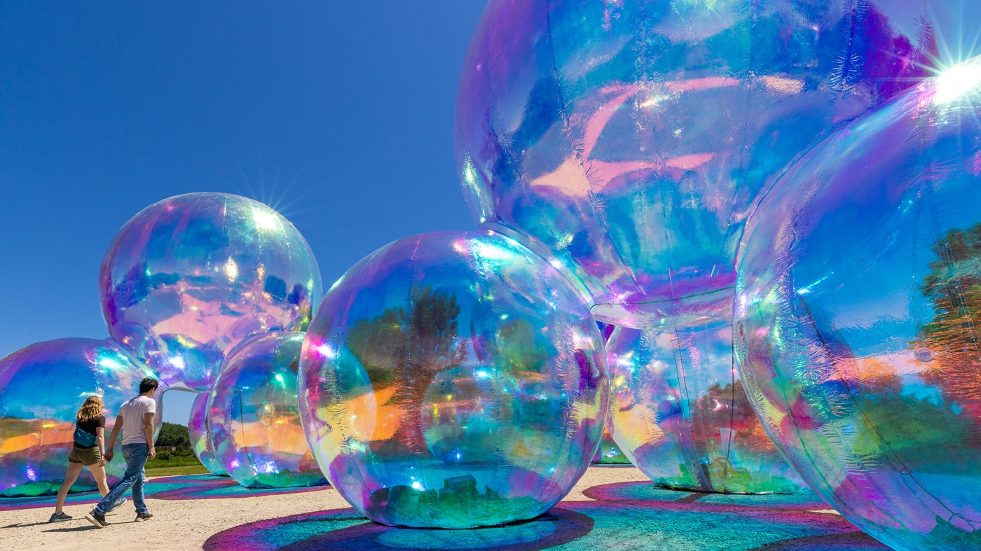 Shimmering Summer – Carousel