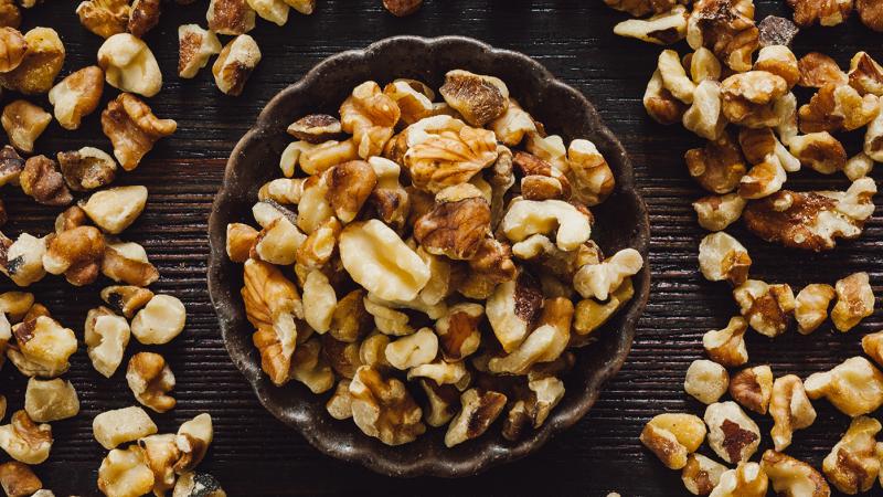 walnut trail mix