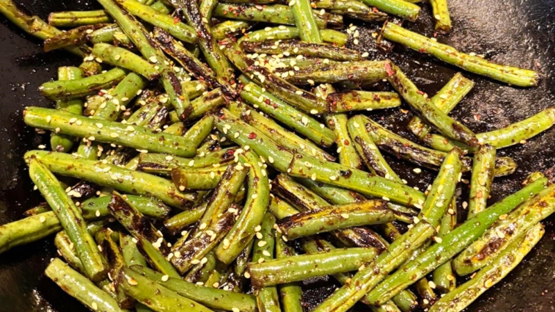 asian-style-blistered-green-beans